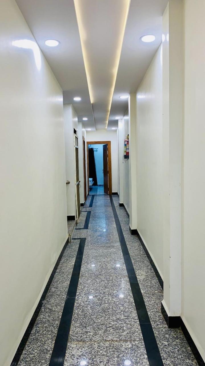 Hotel Malay Inn ウッジャイン エクステリア 写真